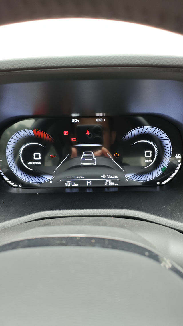 从标致307换成25款帝豪
感觉这车挺好，也许是我开车比较柔和，不急不缓吧，上下