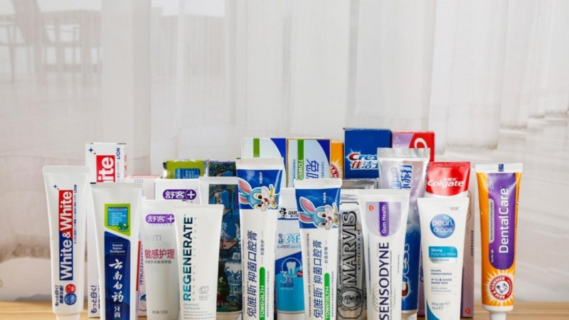 2025牙膏品牌推荐！十大排名榜深度分析！第一名竟然还能去牙石！