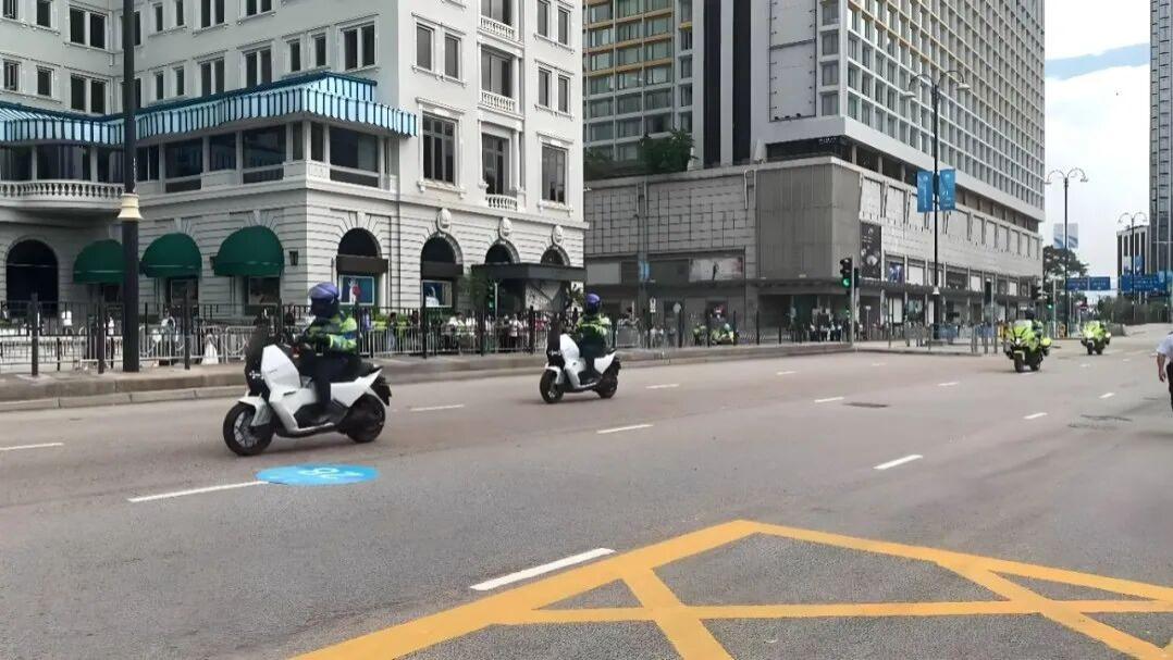 不仅是“破圈”：虔途01并肩宝马1250RT为全运会火炬护航