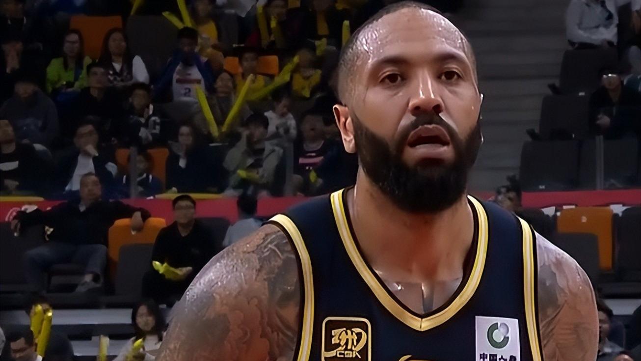 最该思考的三件事，快速磨合，培养年轻球员放首位，招回吉娃娃！