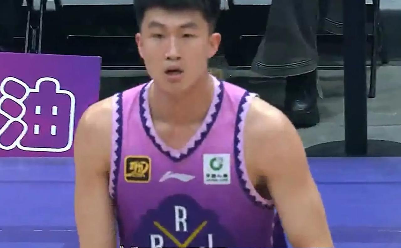 孟子凯输了球品更败人品，和曾凡博到底有什么仇怨！
别看孟子凯球打的不怎么样却是一