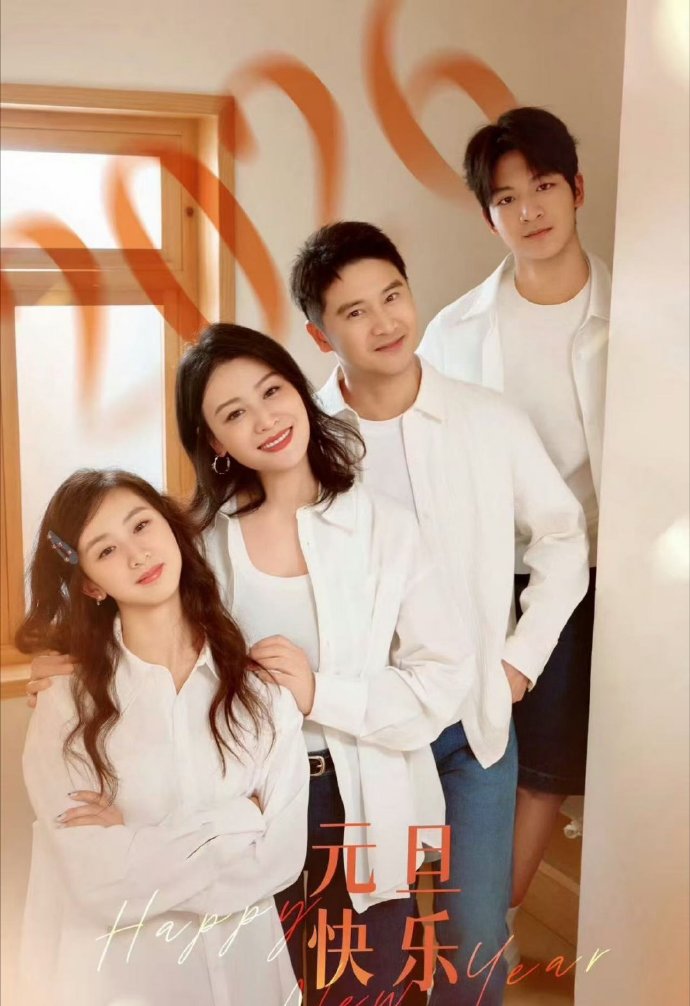 森碟真是越长越美了，这基因太强大 ​​​