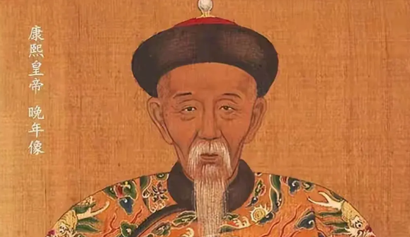 您知道康熙爷三次亲征准噶尔，搭进去多少满洲贵胄吗？鳌拜的亲孙子达福在和通泊被准军