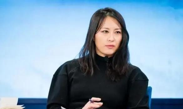 “中国想成为发达国家，就必须向日韩一样成为消费大国。”在上个月底的天津经济论坛会