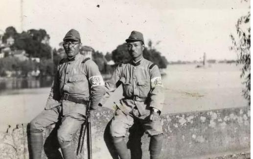 南京大屠杀后，有不少日本士兵神秘失踪。经过调查发现，竟然是被一个中国道士训练猴子