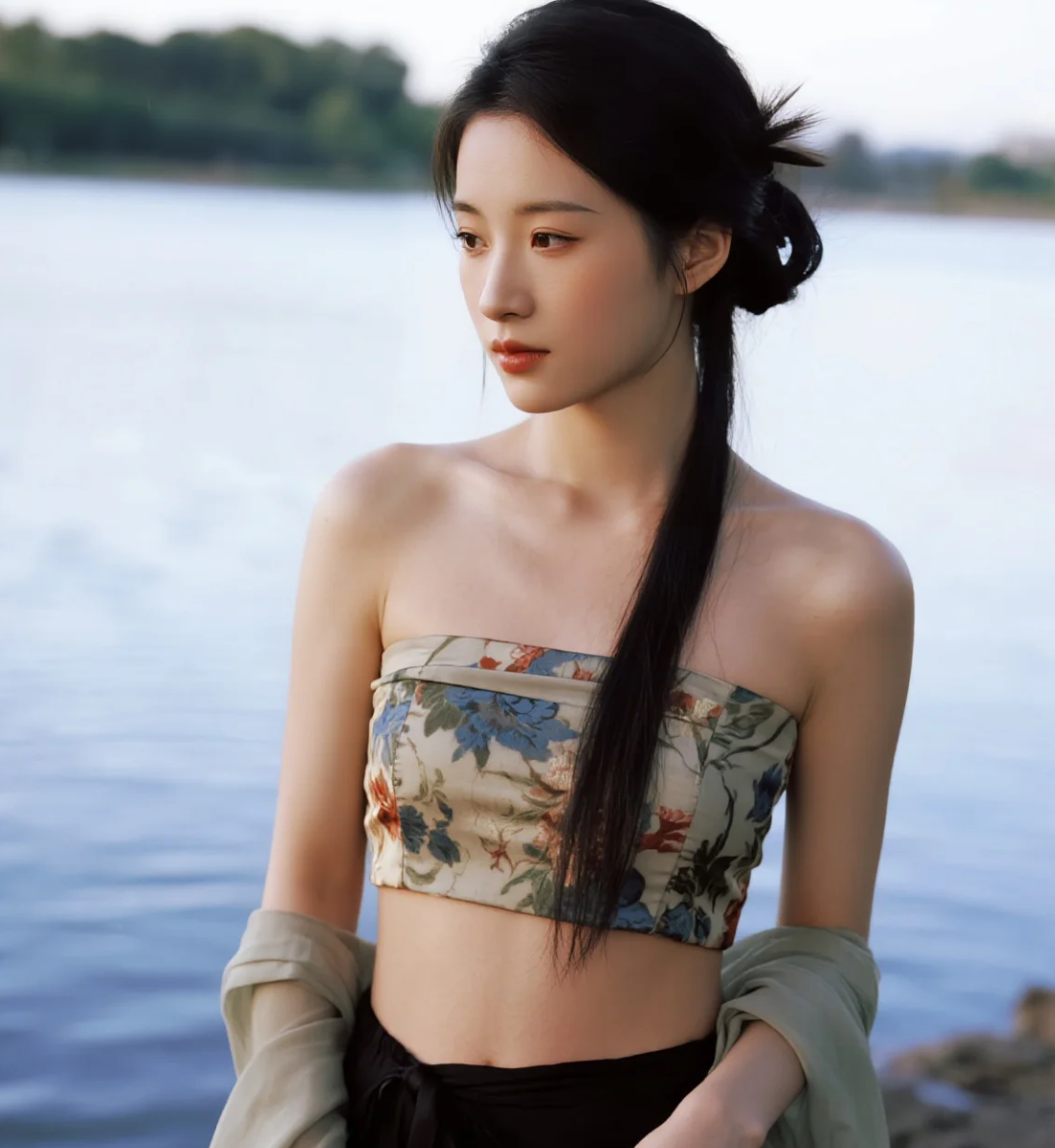 这样的小姐姐，你会想带她回家吗？