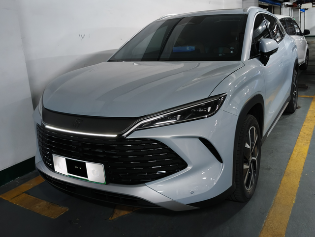 宋Ldm160超越型，油耗动力很满意

2025款非智驾版冰魄青160超越型16