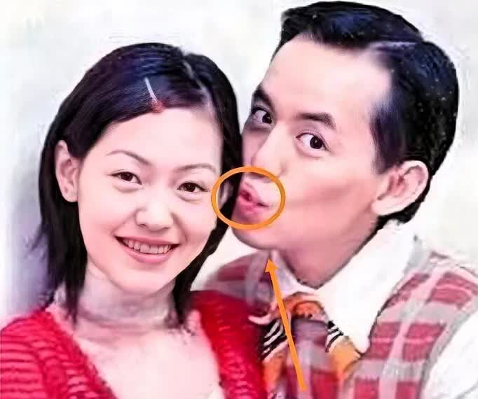 我估计小S这会气得直骂人了。她怎么也想不到。

前男友黄子佼看着人模狗样的，