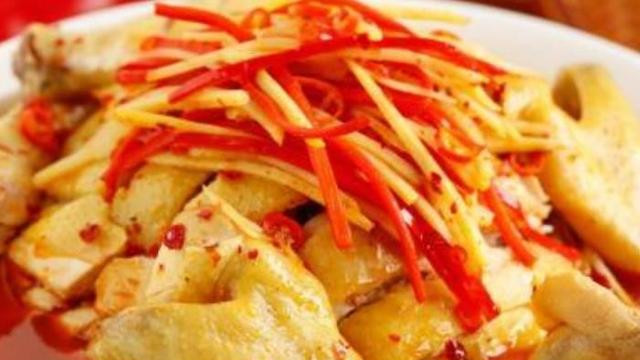 香辣诱人的湖南安东鸡：传统风味与现代烹饪的完美结合