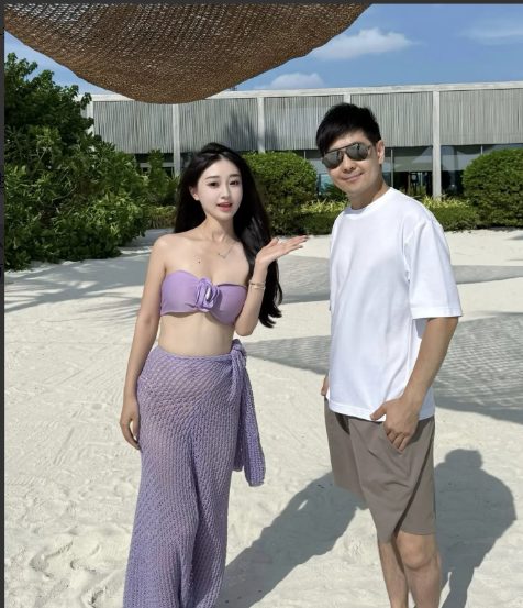 50岁林志颖在马尔代夫度假，他的脸变化好大，之前车祸留下的后遗症，影响了长相，脸