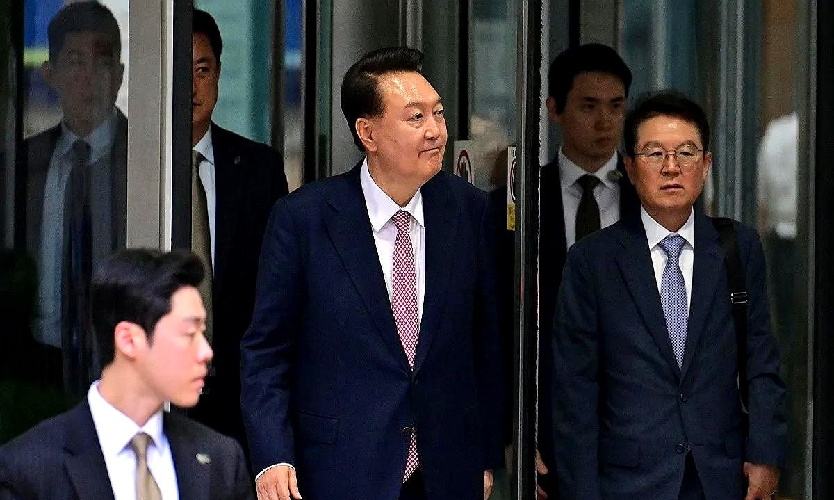 尹锡悦三次传唤，拘捕倒计时











天大的事儿要发生了！韩国前总统