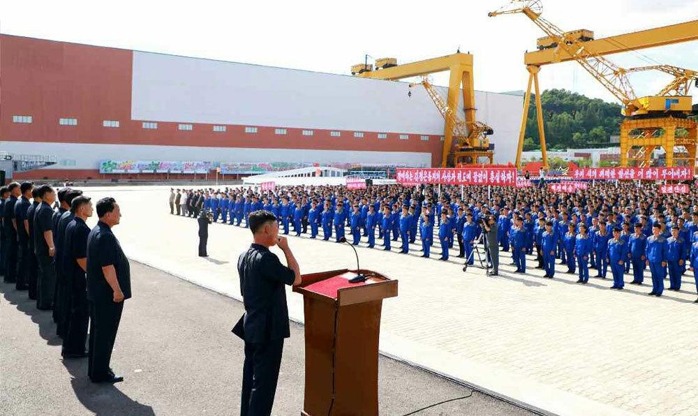 据朝中社22日报道，朝鲜南浦造船厂将在2026年10月10日，即朝鲜劳动党建党纪