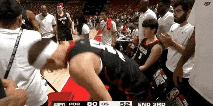 #NBA# 在淄博体校不会给教练提供情绪价值，杨瀚森压根就打不上职业或进入青岛国