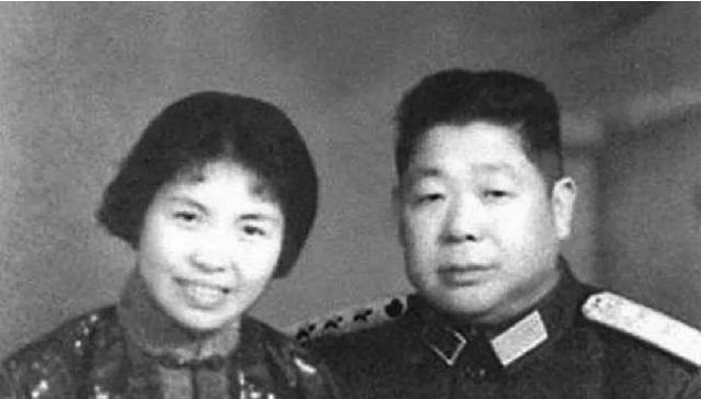 1949年，陈赓在上海遇到27岁的小姨子，几年不见，王璇梅越发温婉动人，得知对方