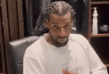 NBA常规赛，森林狼125-112战胜马刺。赛后，纳兹-里德接受了采访，里德表示