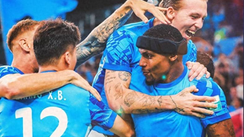 汉深换帅如换刀海牛稳如狗李霄鹏：输了就输了球迷：你到哪哪不行