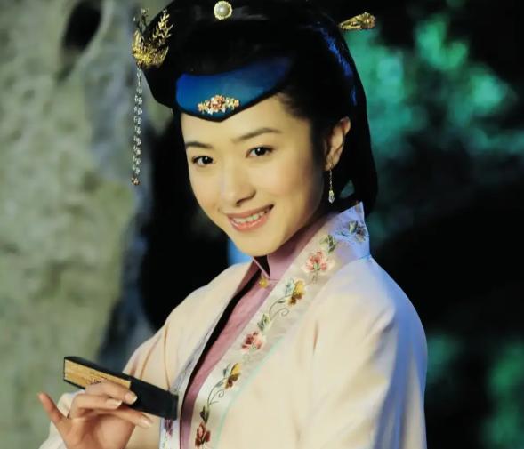 明末，出身青楼的27岁柳如是，劝63岁丈夫投水殉国。她的丈夫钱谦益是礼部尚书。就