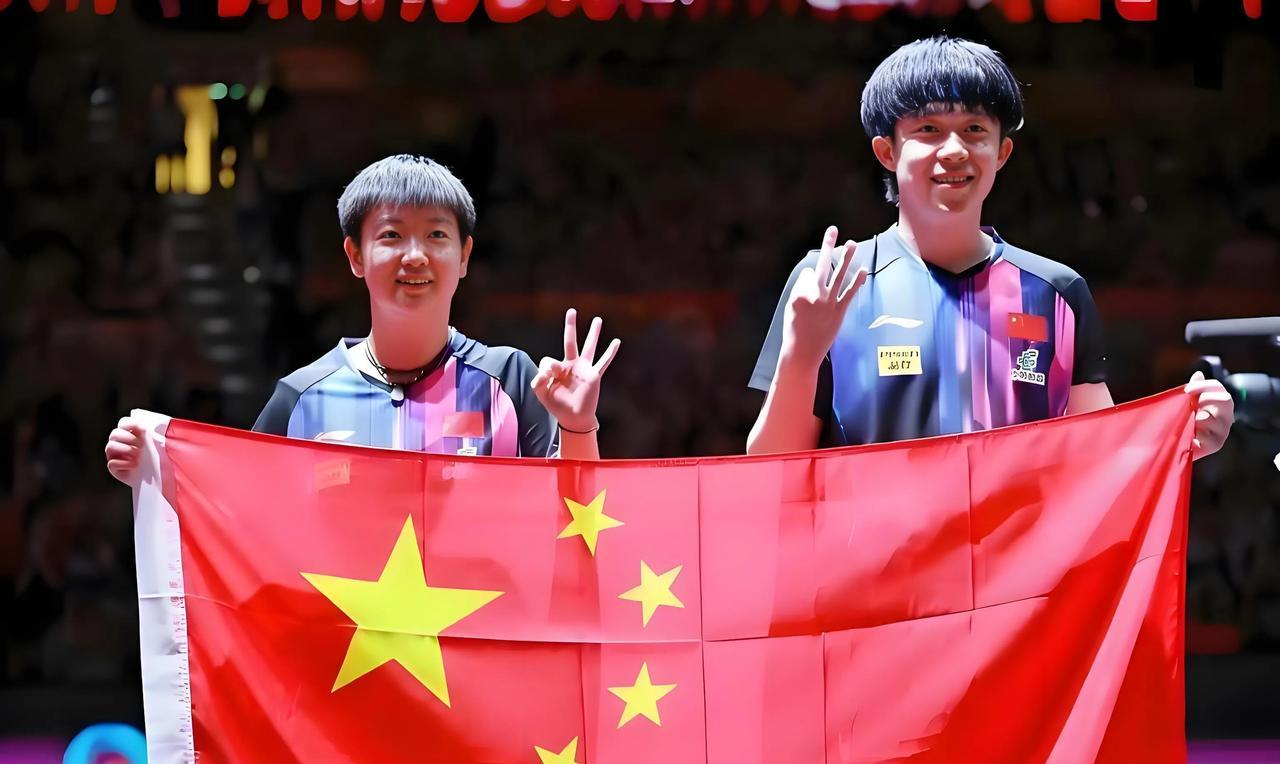 实话实说，管他别人说什么，
我只知道我看乒乓球就是看莎莎的！
还有身边的人都很喜