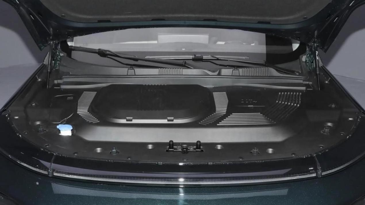 新款捷途山海L9正式上市，14.69万起，带零重力座椅，还有6座版