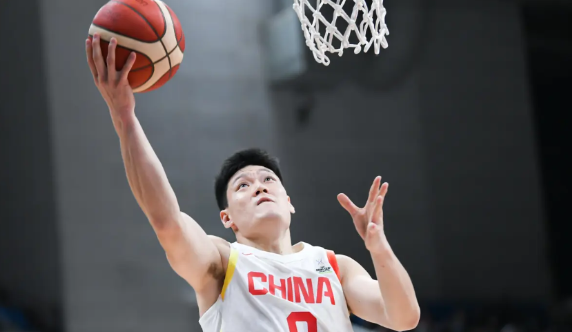 山西男篮目标总冠军！
战胜广东男篮后，张宁在接受采访时表示：现在不敢庆祝，因为接