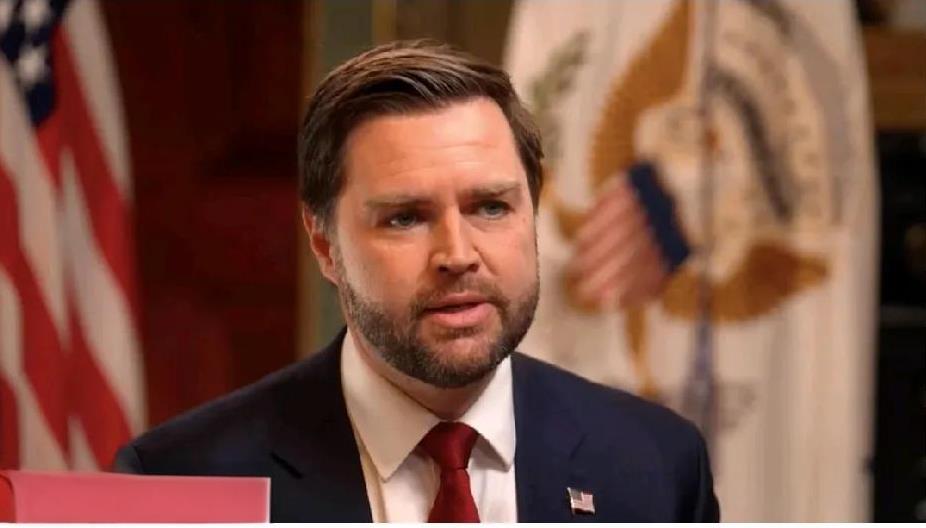 破防了！
美国副总统万斯罕见地公开批评丹麦当局，理由是丹麦当局没有管理好格陵兰岛