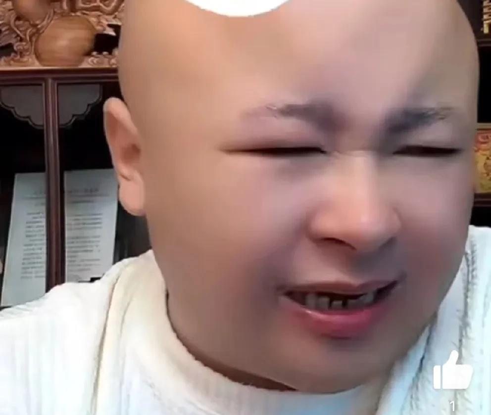 老狗讲述驴家刘流在通辽因为一个女主播被社会大哥暴揍事件。
        那时候