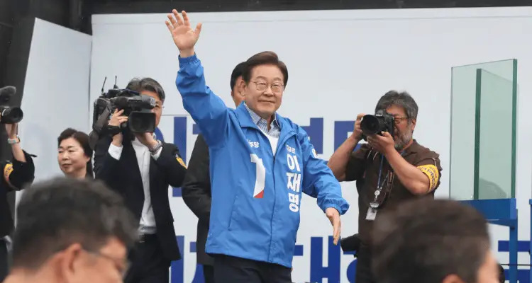 韩国总统选举大揭秘











万万没想到，韩国总统选举竟然能玩出这种
