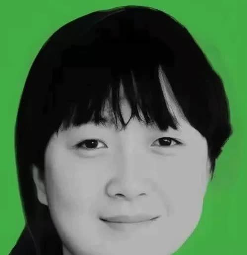 这是巴图的继母刚梁欢。人长得挺文静，做事的手法也挺文静！

很多人不喜欢她，