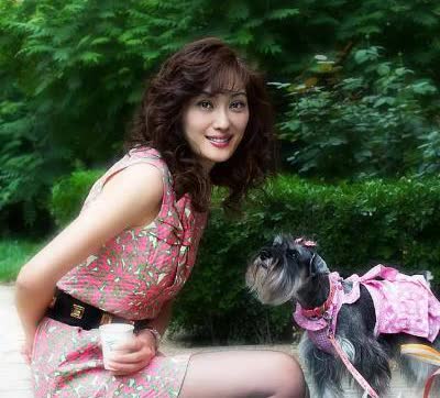一次，窦文涛问孟广美:“你被前男友骗走5个亿，有没有追回来？”孟广美却一脸淡定: