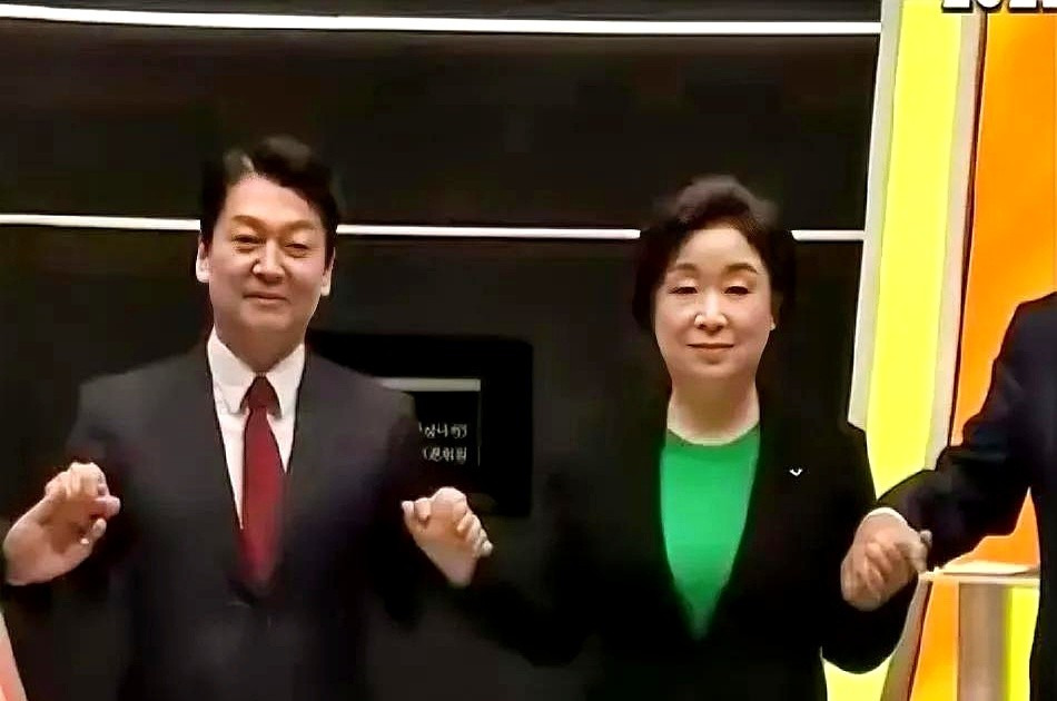 朴槿惠这下心里肯定不好受











---











万