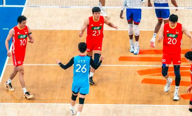 中国男排3-2逆转古巴，终结八连败，世界排名重回第24位！
在中国男排历经8连败