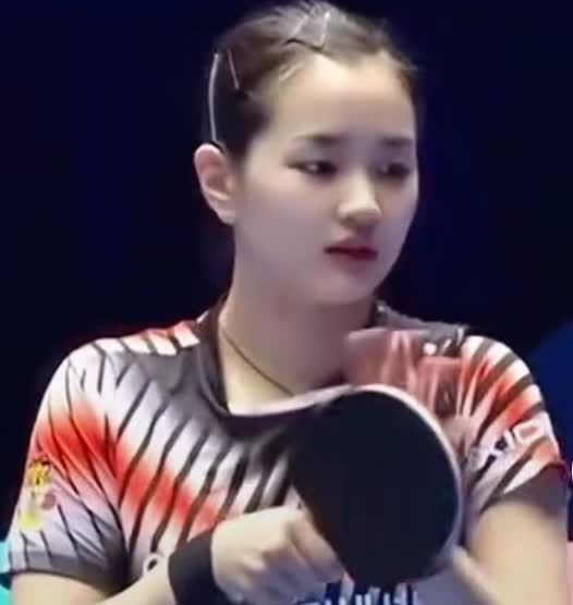 国乒十六强全部产生。
        随着陈熠与韩国小美女金娜英的赛事结束，国