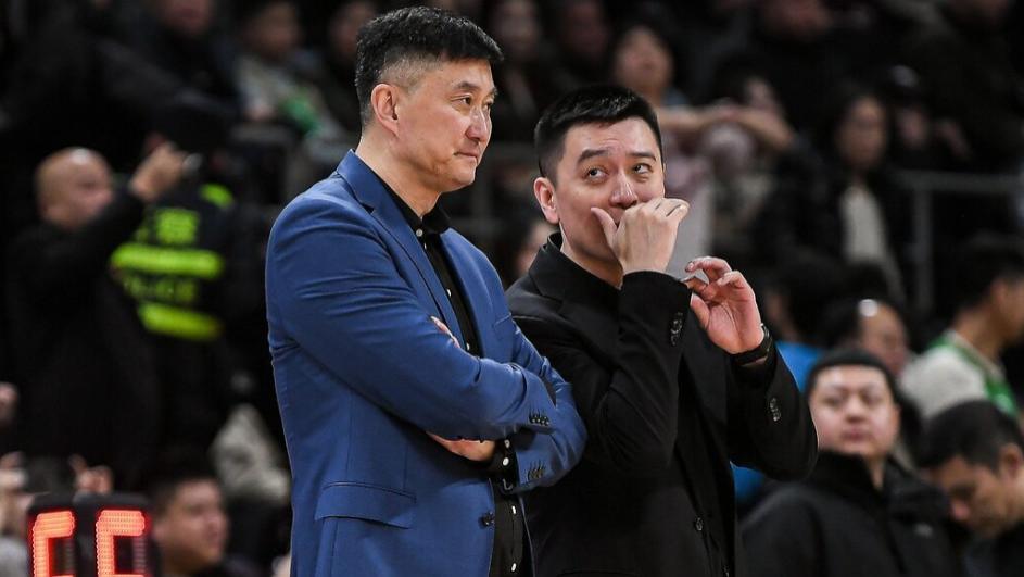 破案了！明明能赢44分，杜锋却早早鸣金收兵原因找到，粤媒说出实情