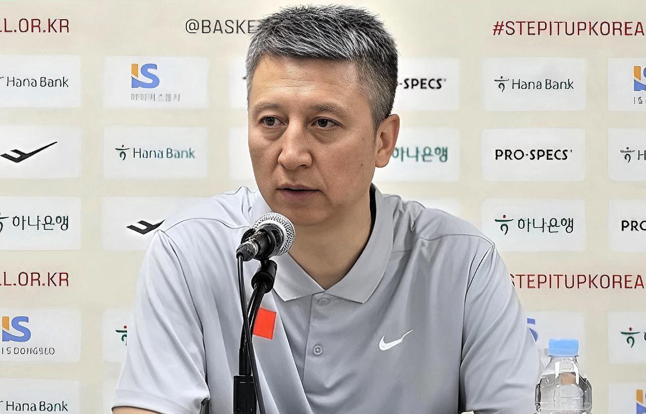 中国男篮主帅郭志强终于接受现实了，直言想进世界杯决赛圈很困难！
连续两场不敌韩国