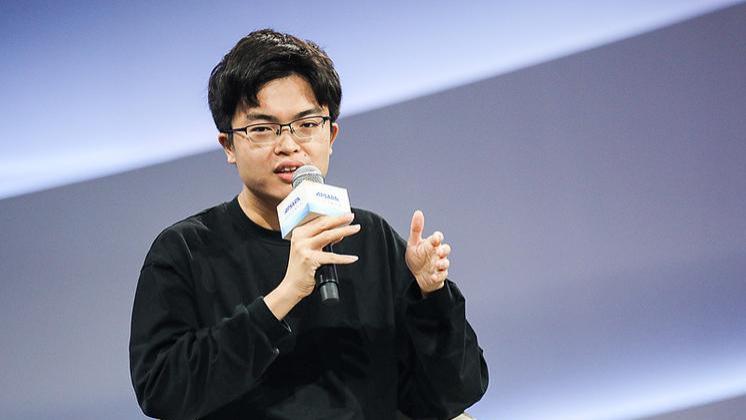 Kimi正进行新一轮7亿美元，估值超百亿美元，刚被Anthropic指控“蒸溜”