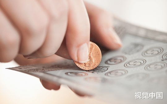 中1800万大奖狂喜，攥着彩票去杭州兑奖，体彩中心一句话让我瘫坐在地...