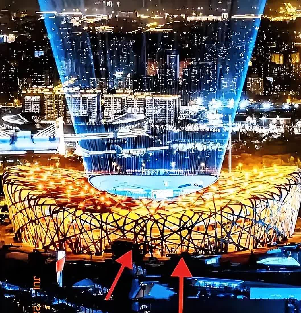 国际奥委会现在愁坏了。

它没想到，巴黎奥运会刚过，申办城市稀少，又有人点名