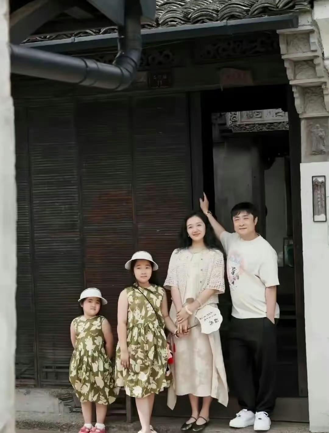 事实证明，不管妈妈多漂亮，爸爸的基因都是不可撼动的！男人的基因真的这么强大吗？