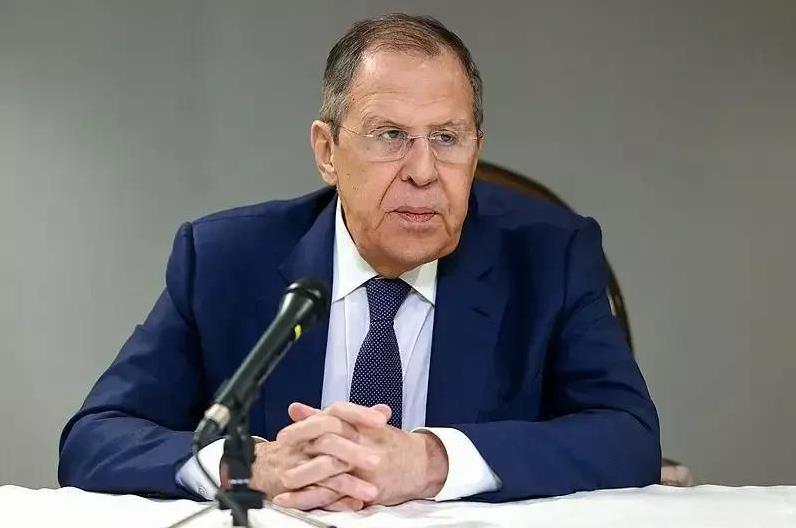 美国马上要和俄罗斯举行第二次会谈了，俄罗斯一上来第一件事情估计就是向美国国务卿鲁