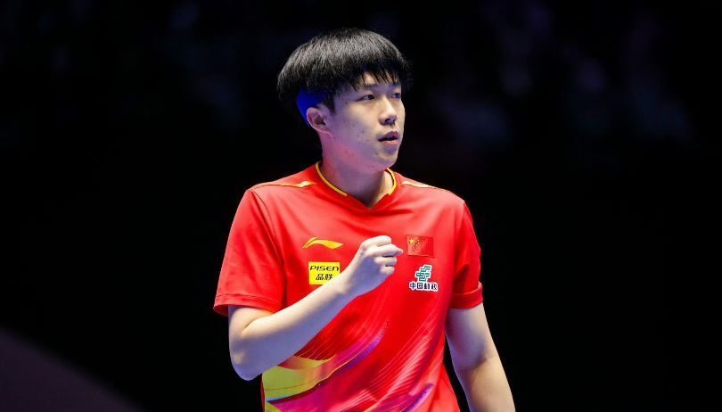 国乒近期喜讯频传！继樊振东、王曼昱拟获先进工作者表彰后，王楚钦又迎来新突破——北