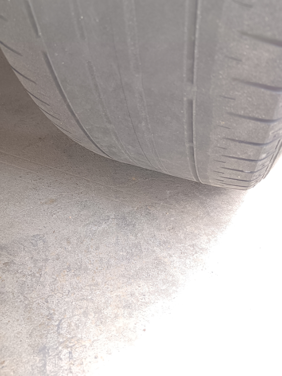 10代雅阁后轮磨损严重，前轮正常
10代雅阁，1.5T精英版，目前4.2万了，后