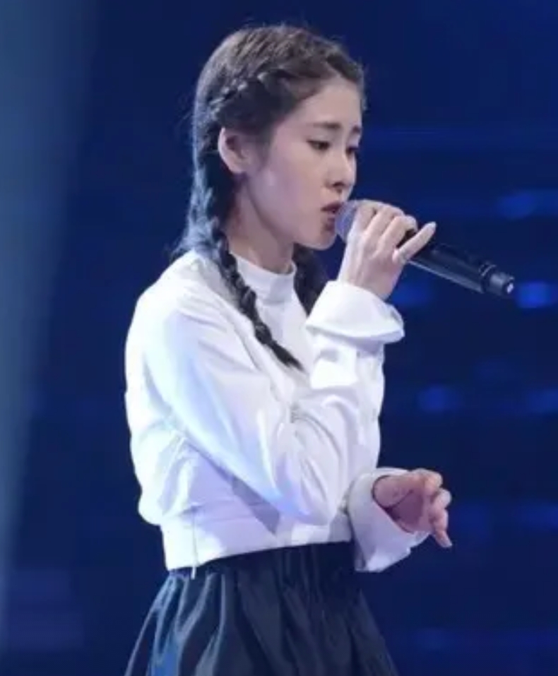 没想到说话这么不经大脑！
你都已经是6岁孩子的妈妈了，怎么还跟个小朋友一样幼稚呢
