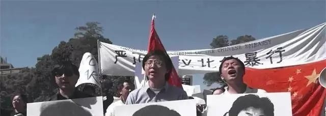 炸馆凶手十年后离奇被枪杀











当年炸馆血海深仇，十年之后突发横