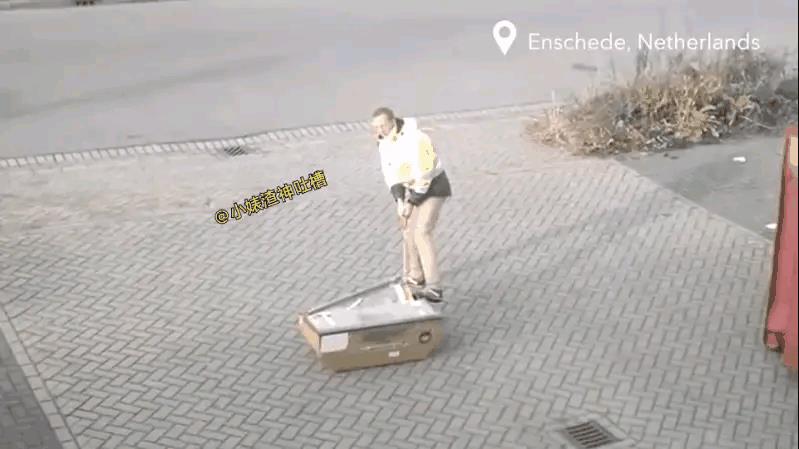 这是个什么东西？一瞬间哪来的这么多气体？把我看的眼花缭乱！仔细研究一番，感觉这应