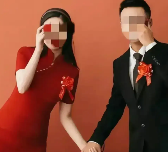 大同订婚案，原来女方早在立案前就退了彩礼，只是男方两次坚持不要。之前，都说女方骗