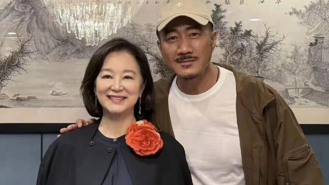 星光璀璨：巴塞尔艺术展名流雅集风采录