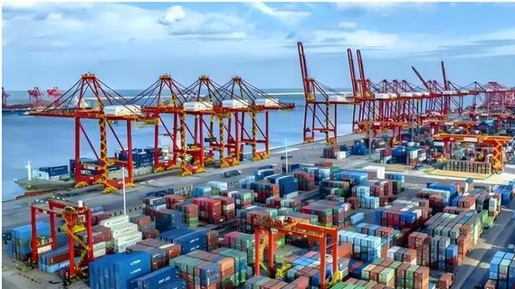 关税霸凌的恶果，中国稀土出口管制，美国六代机难为无米之炊