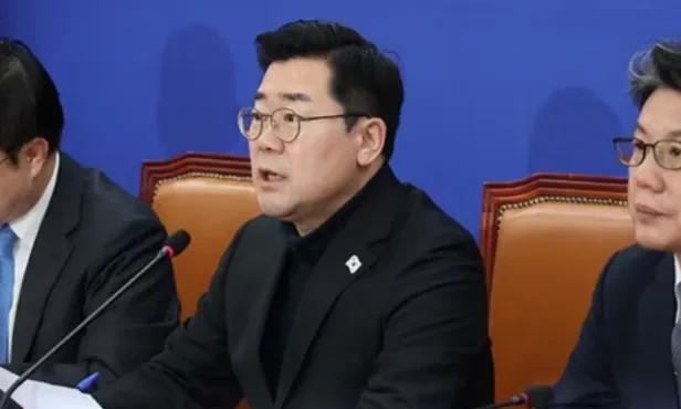 在野党彻底错失良机了！
就在昨天，3月16日，执政党信誓旦旦表示，不管结局如何，
