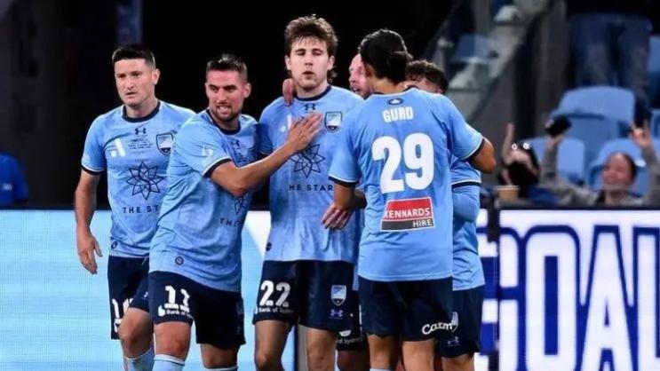 今日足球：沙职前瞻：迈季迈阿宽广VS奈季兰沟渠  比分预测！