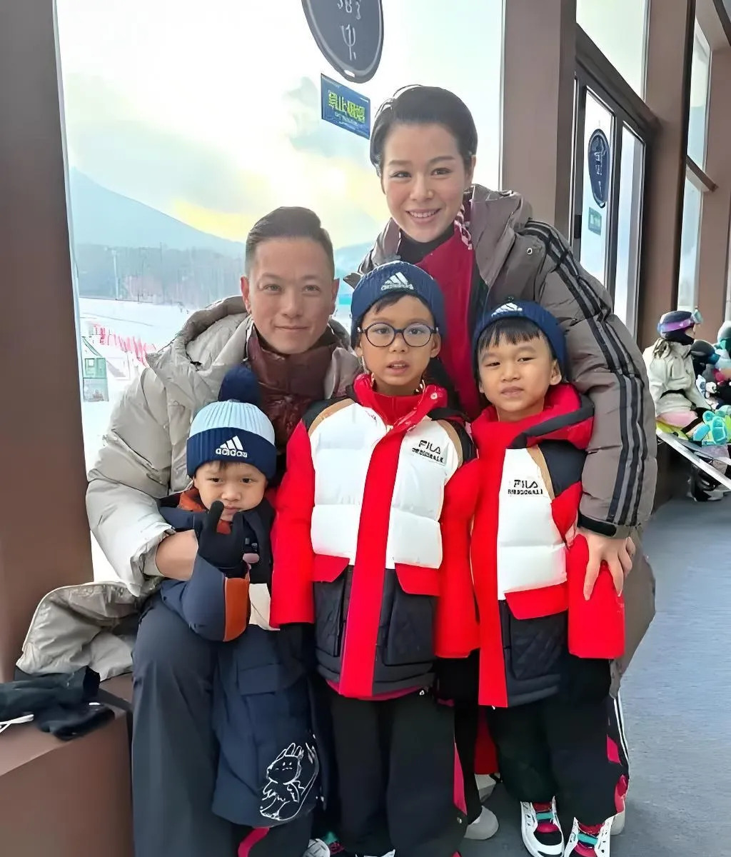 女明星的爱情和婚姻











我的天哪！这娱乐圈的爱情也太让人捉摸不